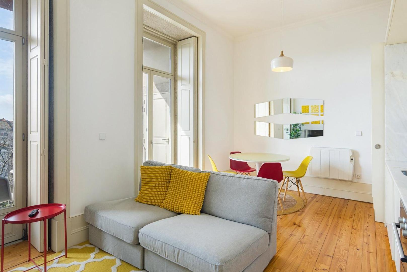Ferienwohnung Guestready - Urban Oasis With Private Balcony Porto Exterior foto
