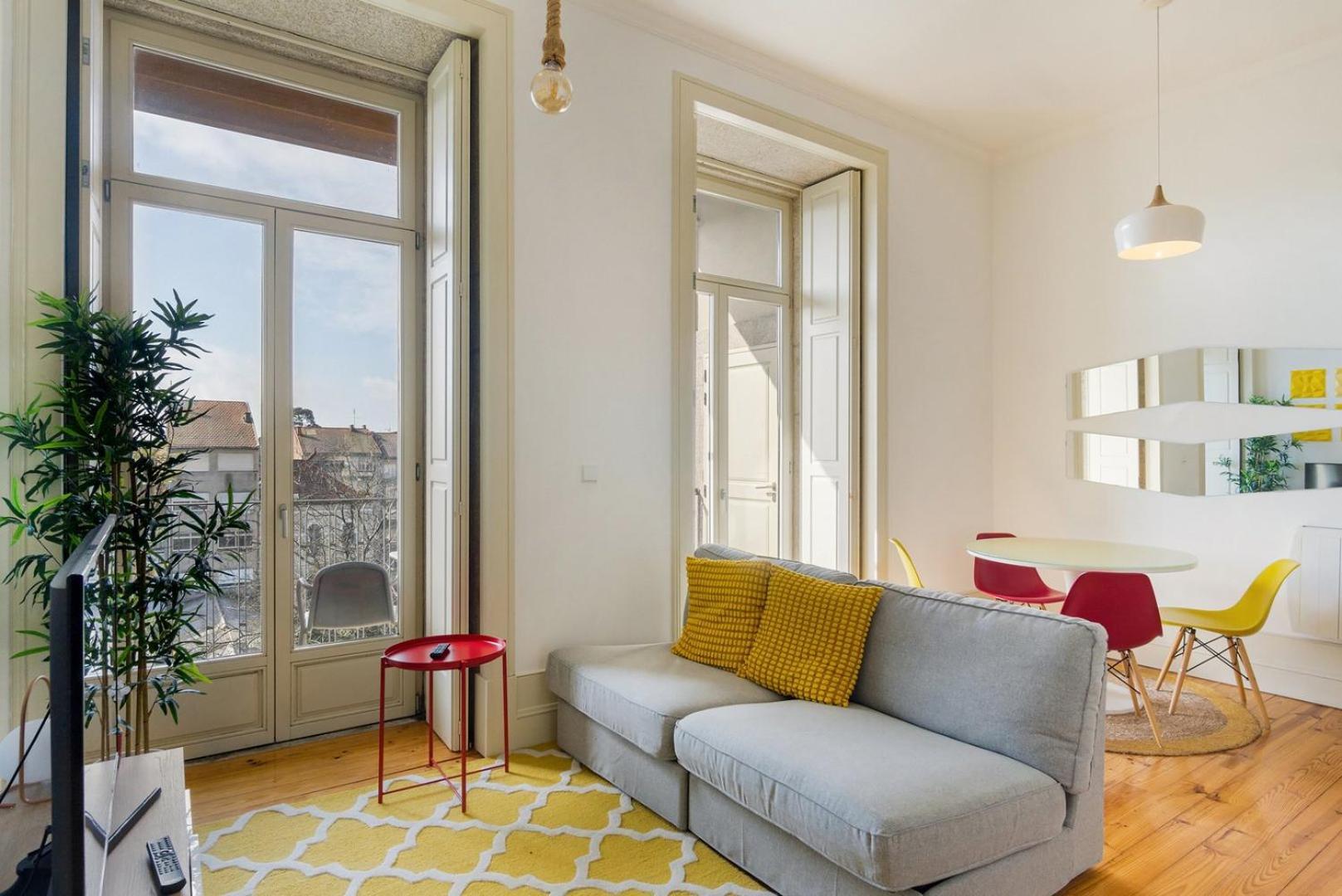 Ferienwohnung Guestready - Urban Oasis With Private Balcony Porto Exterior foto